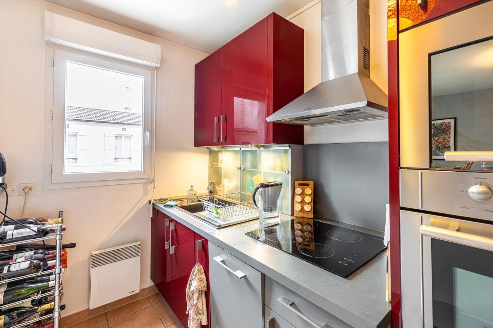 Guestready - Red Letters In Montrouge Apartment Bagian luar foto