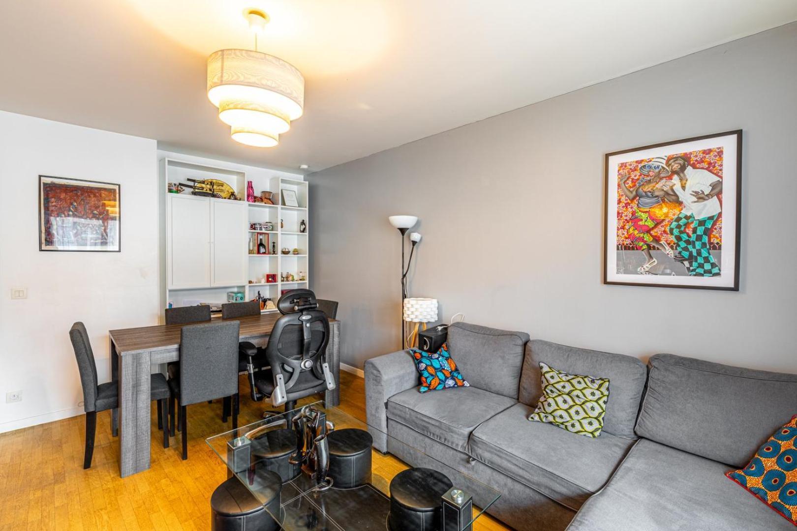 Guestready - Red Letters In Montrouge Apartment Bagian luar foto